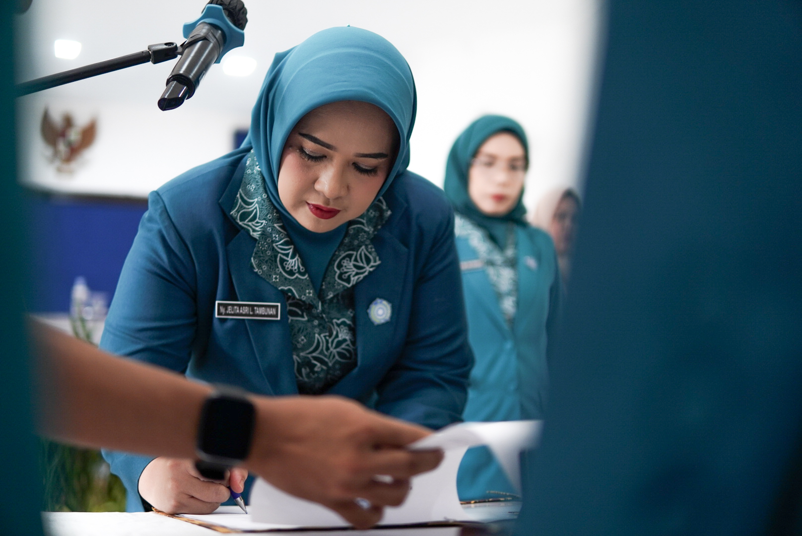 gambar